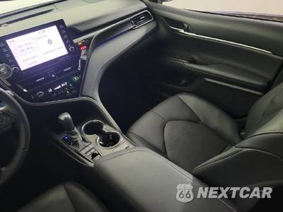 2022 Toyota Camry Hybrid XSE - zdjęcie 13 z 35 - miniatura