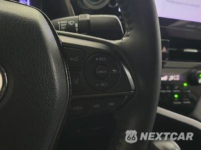 2022 Toyota Camry Hybrid XSE - zdjęcie 24 z 35 - miniatura