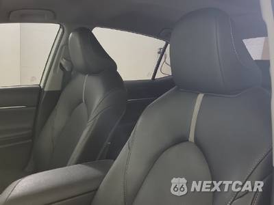 2022 Toyota Camry Hybrid XSE - zdjęcie 19 z 35 - miniatura
