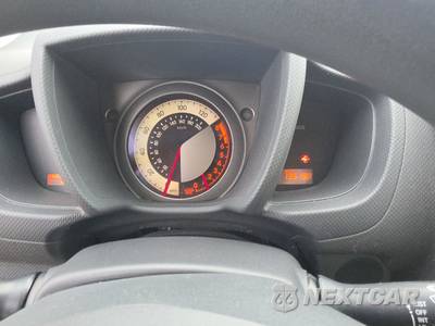 2014 Scion xD - zdjęcie 12 z 28 - miniatura