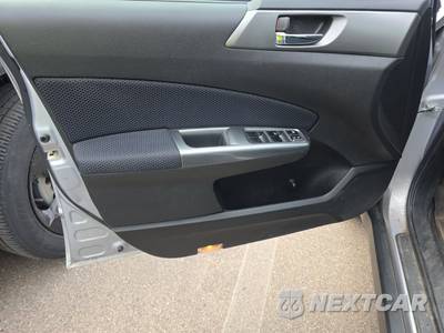 2012 Subaru Forester 2.5X Premium - zdjęcie 9 z 18 - miniatura