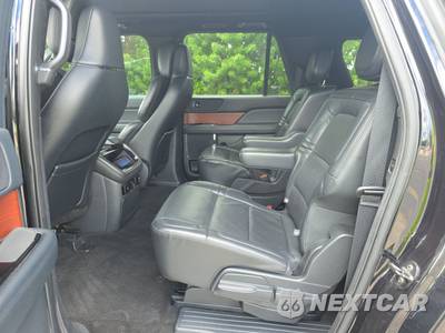 2022 Lincoln Navigator L Reserve - zdjęcie 13 z 31 - miniatura