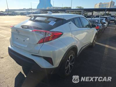 2020 Toyota C-HR LE - zdjęcie 4 z 24 - miniatura
