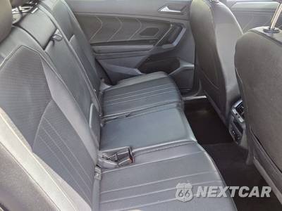 2023 Volkswagen Tiguan SE R-Line Black - zdjęcie 17 z 29 - miniatura