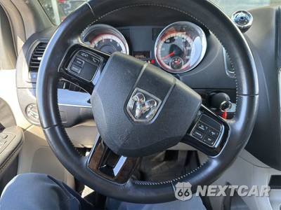 2017 Dodge Grand Caravan SXT 121.2" WB - zdjęcie 11 z 19 - miniatura