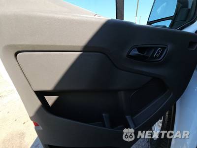 2025 Ford Transit 250 Cargo Van Low Roof 130.0" WB - zdjęcie 9 z 18 - miniatura