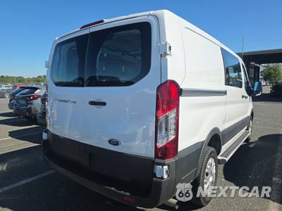 2025 Ford Transit 250 Cargo Van Low Roof 130.0" WB - zdjęcie 4 z 19 - miniatura