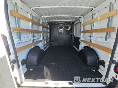 2025 Ram ProMaster 2500 Cargo Van Tradesman w/Passenger Seat Low Roof 136.0" WB - zdjęcie 15 z 28 - miniatura