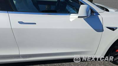 2020 Tesla Model 3 Performance - zdjęcie 23 z 23 - miniatura