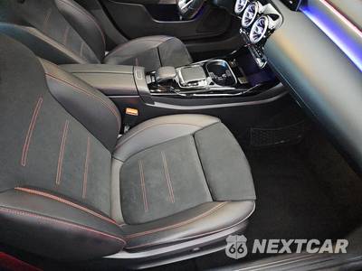 2020 Mercedes-Benz AMG CLA 35 4MATIC - zdjęcie 8 z 19 - miniatura