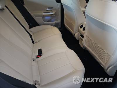 2024 Mercedes-Benz GLA 250 4MATIC - zdjęcie 14 z 19 - miniatura