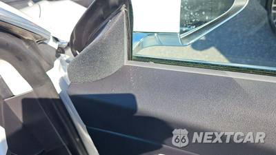 2020 Tesla Model 3 Performance - zdjęcie 21 z 23 - miniatura