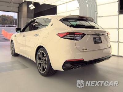 2022 Maserati Levante Modena - zdjęcie 6 z 19 - miniatura