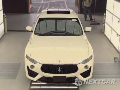 2022 Maserati Levante Modena - zdjęcie 2 z 19 - miniatura