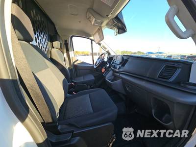 2025 Ford Transit 250 Cargo Van Low Roof 130.0" WB - zdjęcie 8 z 20 - miniatura