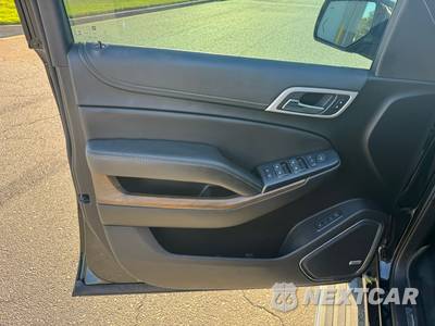 2018 GMC Yukon Denali XL 5SA - zdjęcie 12 z 38 - miniatura
