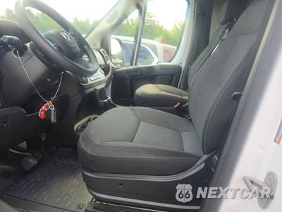 2025 Ram ProMaster 2500 Cargo Van Tradesman w/Passenger Seat Low Roof 136.0" WB - zdjęcie 7 z 22 - miniatura