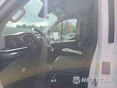 2025 Ford Transit 250 Cargo Van Low Roof 130.0" WB - zdjęcie 7 z 21 - miniatura