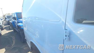 2025 GMC Savana 2500 Cargo Van 1WT 135.0" WB - zdjęcie 28 z 31 - miniatura