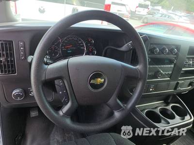 2025 Chevrolet Express 2500 Cargo Van 1WT 135.0" WB - zdjęcie 10 z 23 - miniatura