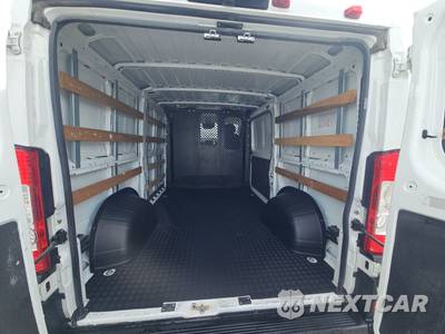 2025 Ram ProMaster 2500 Cargo Van Tradesman w/Passenger Seat Low Roof 136.0" WB - zdjęcie 17 z 20 - miniatura