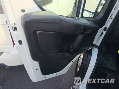 2025 Ram ProMaster 2500 Cargo Van Tradesman w/Passenger Seat Low Roof 136.0" WB - zdjęcie 9 z 35 - miniatura