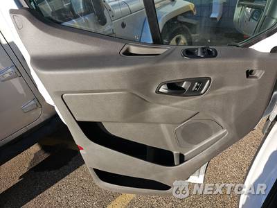 2025 Ford Transit 250 Cargo Van Low Roof 130.0" WB - zdjęcie 9 z 24 - miniatura