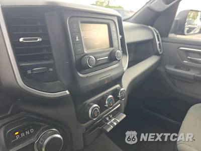 2022 Ram 1500 Big Horn Extended Cab Medium Bed - zdjęcie 11 z 38 - miniatura