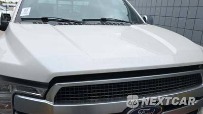 2018 Ford F-150 Platinum Crew Cab Short Bed - zdjęcie 19 z 38 - miniatura