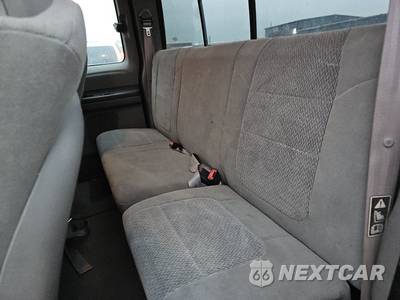 2001 Ford F-250 - zdjęcie 13 z 17 - miniatura