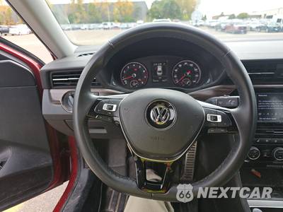 2022 Volkswagen Passat 2.0T Limited Edition - zdjęcie 10 z 31 - miniatura