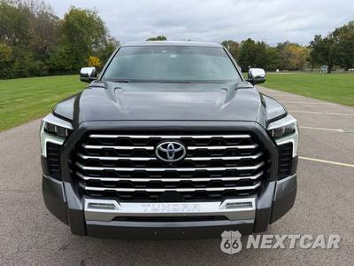 2023 Toyota Tundra Hybrid Capstone Crew Cab Short Bed - zdjęcie 3 z 41 - miniatura