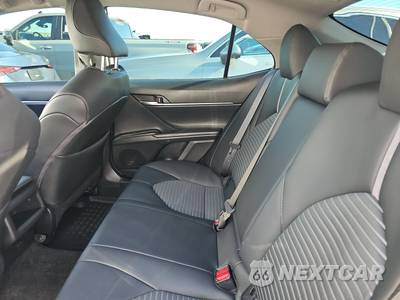 2024 Toyota Camry SE - zdjęcie 13 z 38 - miniatura