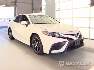 2024 Toyota Camry SE - zdjęcie 3 z 38 - miniatura