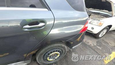 2012 Mercedes-Benz ML 350 - zdjęcie 37 z 48 - miniatura