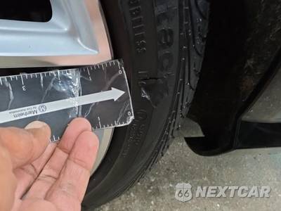 2013 Mercedes-Benz E 350 4MATIC Sedan - zdjęcie 22 z 30 - miniatura