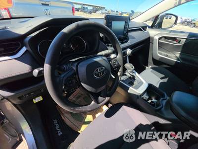 2021 Toyota RAV4 LE - zdjęcie 10 z 30 - miniatura