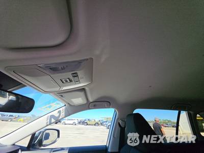2021 Toyota RAV4 LE - zdjęcie 17 z 30 - miniatura
