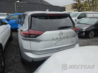 2025 Nissan Rogue SV - zdjęcie 5 z 24 - miniatura