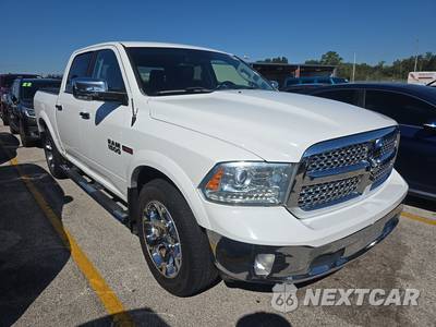 2018 Ram 1500 Laramie Crew Cab Short Bed - zdjęcie 3 z 27 - miniatura