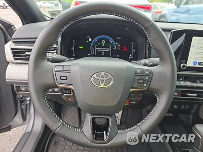 2026 Toyota Camry SE - zdjęcie 16 z 29 - miniatura