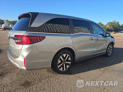 2026 Honda Odyssey EX-L 118.1" WB - zdjęcie 4 z 19 - miniatura