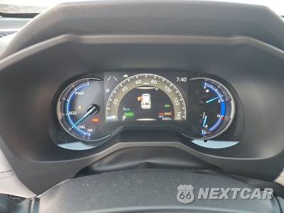 2025 Toyota RAV4 Hybrid XLE Premium - zdjęcie 12 z 19 - miniatura