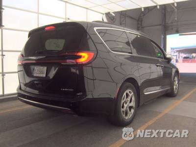 2023 Chrysler Pacifica Limited 121.6" WB - zdjęcie 4 z 26 - miniatura