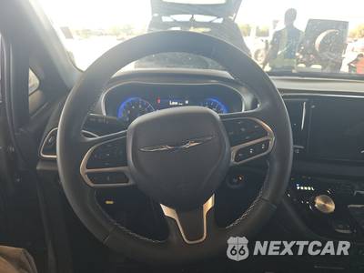 2025 Chrysler Pacifica Select 121.6" WB - zdjęcie 10 z 29 - miniatura