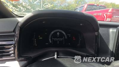 2026 Toyota Camry SE - zdjęcie 32 z 38 - miniatura