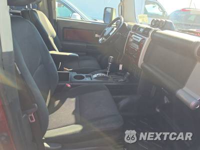 2008 Toyota FJ Cruiser w/Rear Doors - zdjęcie 8 z 39 - miniatura