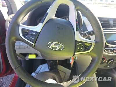2013 Hyundai Accent SE Hatchback - zdjęcie 10 z 34 - miniatura