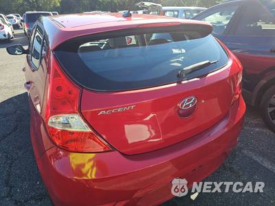 2013 Hyundai Accent SE Hatchback - zdjęcie 5 z 34 - miniatura