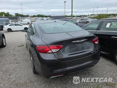 2015 Chrysler 200S - zdjęcie 6 z 32 - miniatura